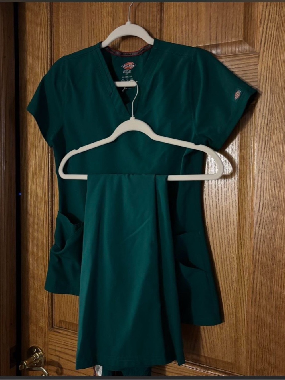 Green Dickies Scrub Set